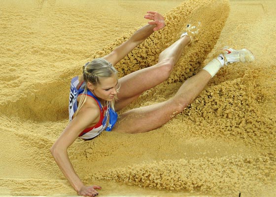 سفيرة يتيمة لروسيا في العاب قوى اولمبياد ريو!! صورة رقم 2