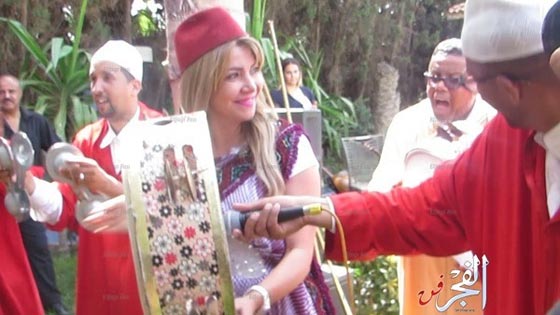 فيديو لقاء سويدان ترقص بالمغربي وترتدي الطربوش في مهرجان كازا آرت    صورة رقم 1