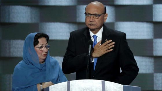  والد ضابط امريكي مسلم قتل في العراق يحرج ترامب: بماذا ضحّيت انت صورة رقم 3