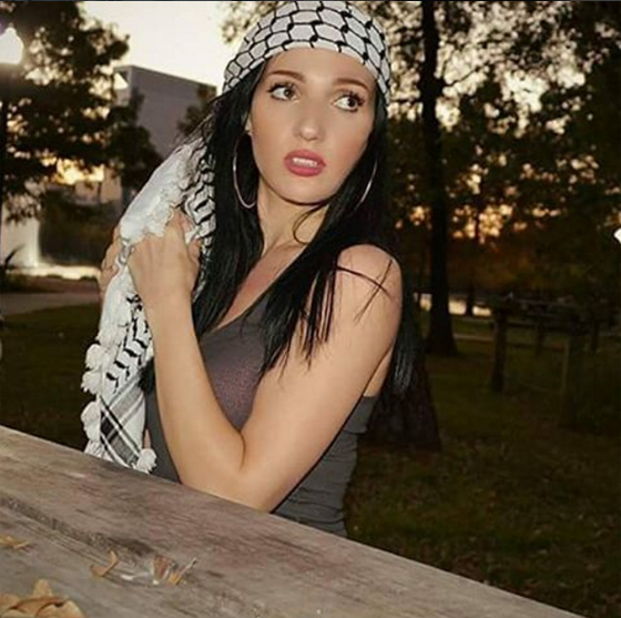 سالي فريتخ ملكة جمال فلسطينية: لن اكون بجرأة جيجي حديد صورة رقم 25
