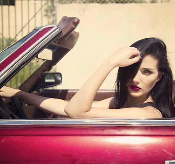 سالي فريتخ ملكة جمال فلسطينية: لن اكون بجرأة جيجي حديد صورة رقم 12