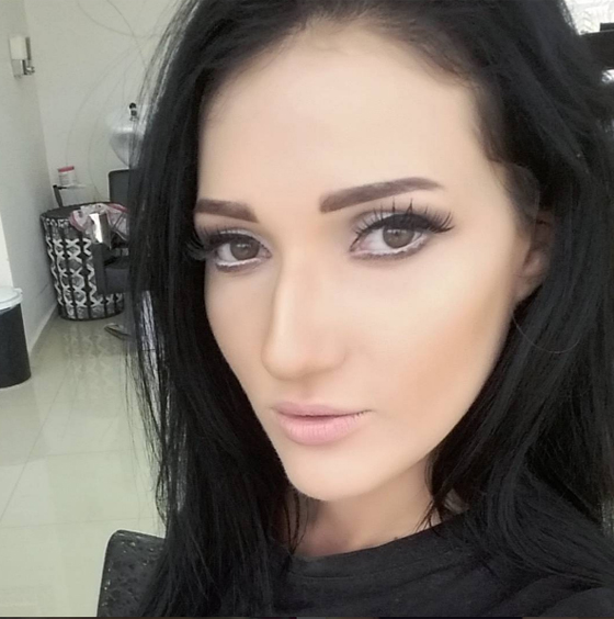 سالي فريتخ ملكة جمال فلسطينية: لن اكون بجرأة جيجي حديد صورة رقم 17