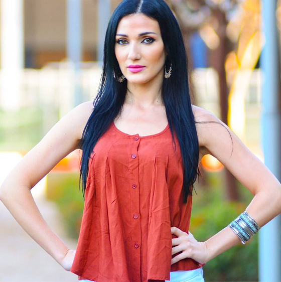 سالي فريتخ ملكة جمال فلسطينية: لن اكون بجرأة جيجي حديد صورة رقم 14