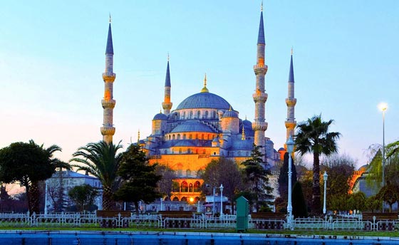 سبحان الله.. صور أجمل المساجد على الأرض صورة رقم 7