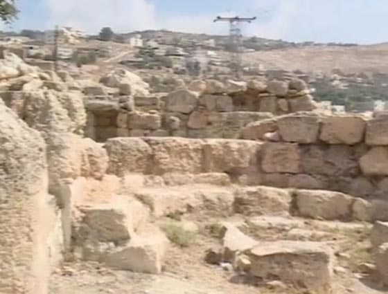  بالفيديو: اكتشاف كهف السيد المسيح وفيه كنيسة بيزنطية في الأردن صورة رقم 4