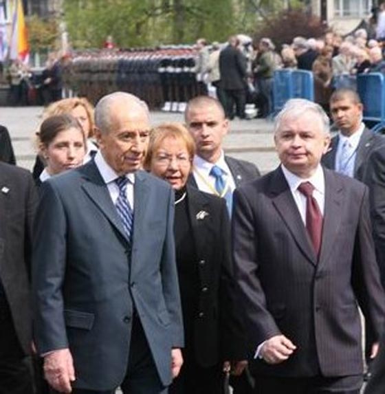وفاة شمعون بيريس رئيس إسرائيل السابق عن عمر 93 عاما صورة رقم 18