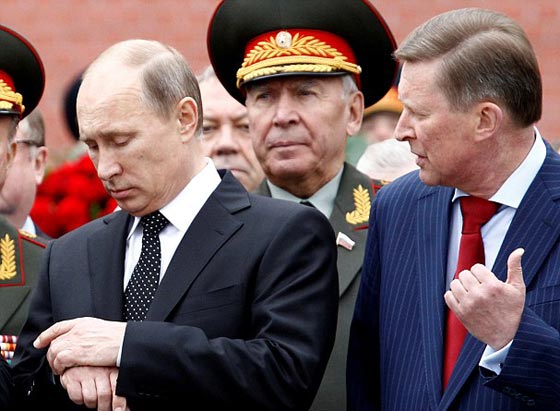  خاتم في اصبع لاعبة جمباز روسية يوقع بوتين بشبهات زيجة سريّة صورة رقم 7