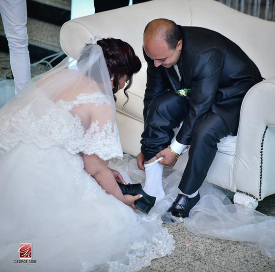 فيديو عروس مصرية تعترف: غسلت قدمي عريسي في الفرح لأؤكد حبي صورة رقم 2