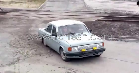 فيديو طريف: هل يمكنك ان تخمّن عدد العمال الروس في هذه السيارة؟ صورة رقم 1