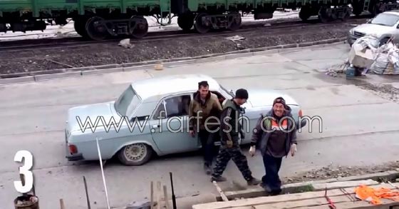فيديو طريف: هل يمكنك ان تخمّن عدد العمال الروس في هذه السيارة؟ صورة رقم 2