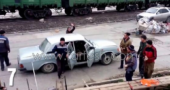فيديو طريف: هل يمكنك ان تخمّن عدد العمال الروس في هذه السيارة؟ صورة رقم 3
