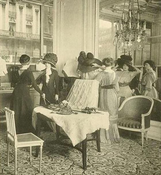 صور نادرة: عالم الموضة وتصميم الأزياء في فرنسا قبل اكثر من 100 عام! صورة رقم 7