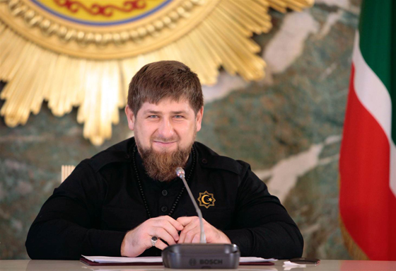 الرئيس الشيشاني فخور بابنه وينشر فيديو فوزه بالقاضية في 14 ثانية صورة رقم 17