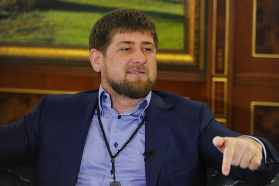 الرئيس الشيشاني فخور بابنه وينشر فيديو فوزه بالقاضية في 14 ثانية صورة رقم 22