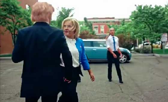 منافسة في الرقص بين ترامب وكلينتون يحسمها تدخل اوباما! فيديو صورة رقم 8