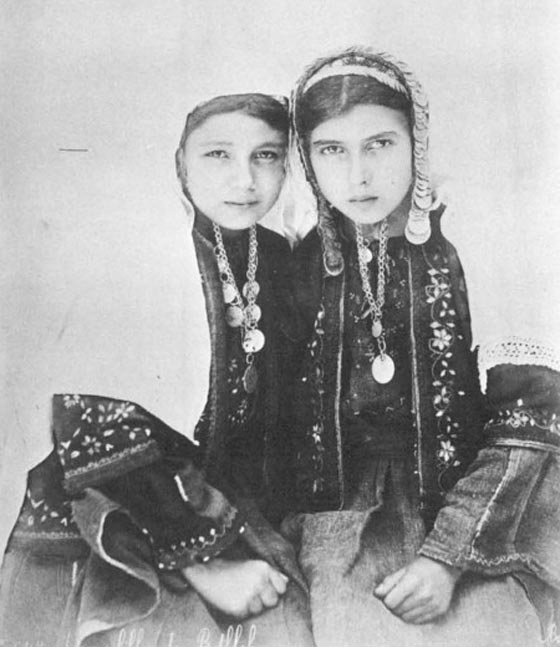   بالصور: جمال المرأة العربية من عام 1900 وحتى اليوم صورة رقم 2