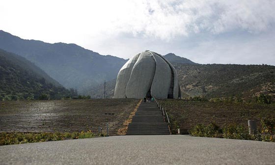 معبد بهائي في تشيلي يرحب بجميع الاديان ولا يستبعد حتى اللادينيين صورة رقم 9