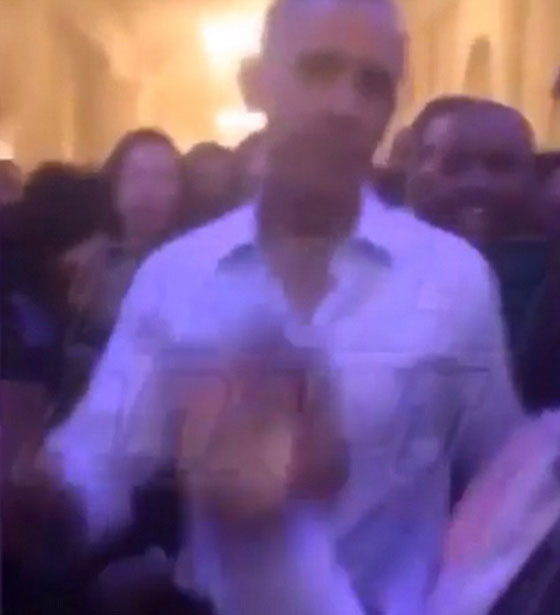 فيديو طريف.. اوباما يؤدي رقصة مثيرة ومضحكة مودعا البيت الابيض صورة رقم 3