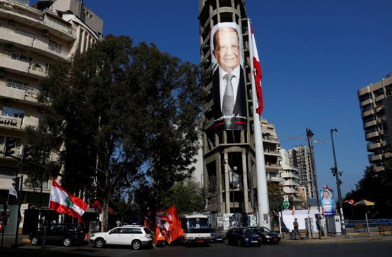عون يعود لرئاسة لبنان بعد ان ابعدته الدبابات السورية عنه لربع قرن صورة رقم 15