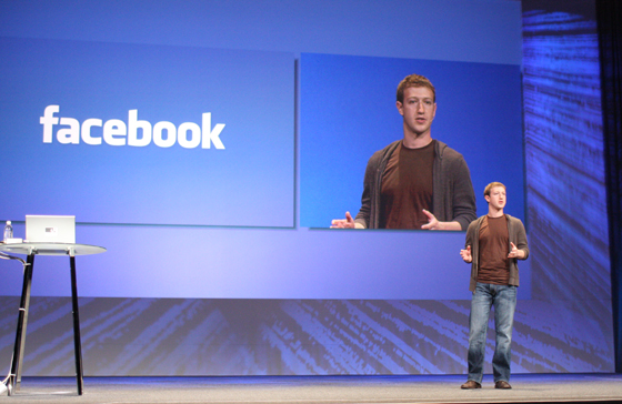 مؤسس فيسبوك يخسر 2.5 مليارد دولار بسبب كلمتي (تباطؤ فعلي)! صورة رقم 2