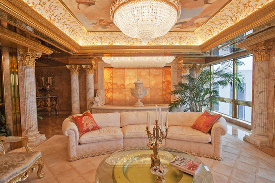فيديو وصور مذهلة: منزل ترامب الخيالي مصنوع من الذهب حتى الاطباق والملاعق! صورة رقم 3