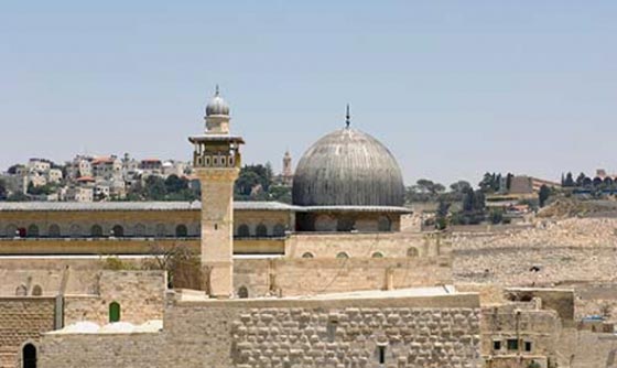 قانون إسرائيلي  لـ (منع الأذان) والرسائل الدينية والوطنية في القدس صورة رقم 5