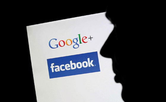 غوغل وفيسبوك تعتزمان معاقبة مواقع تنشر اخبارا كاذبة وملفقة صورة رقم 1