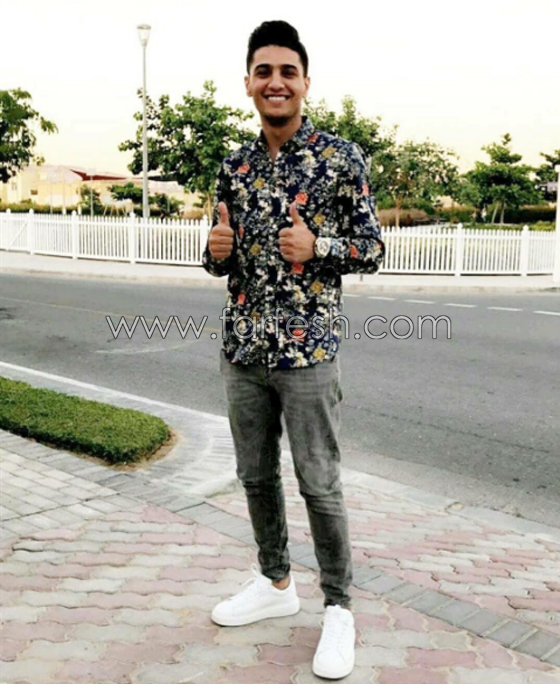 النجم الفلسطيني محمد عساف يتجول في شوارع بلده على أنغام أناديكم صورة رقم 15