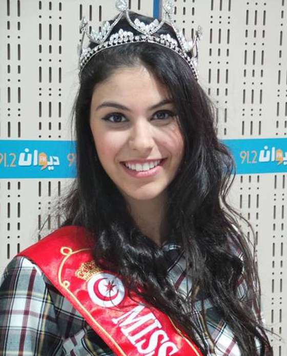   فيديو وصور: ملكة جمال تونس تثير جدلا والجمهور يستنكر فوزها! صورة رقم 11