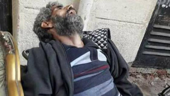 صورة لرجل توفي خارج مستشفى بور سعيد يفجر غضب المصريين صورة رقم 2