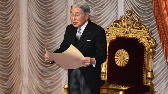 اليابانيون يحبسون انفاسهم ترقبا لخطاب التنازل للامبراطور اكيهيتو! صورة رقم 5