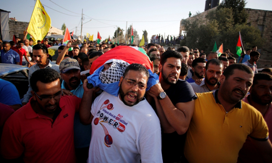 هل هي شرارة انتفاضة؟.. مواجهة عنيفة بين الاحتلال وشبان فلسطينيين صورة رقم 2