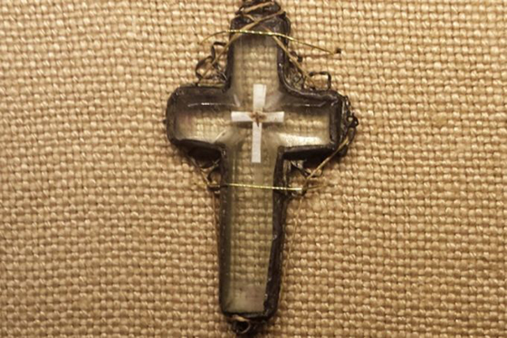 قطعة نادرة من صليب المسيح.. وجدتها والدة الامبراطور وسرقها مجهول صورة رقم 2