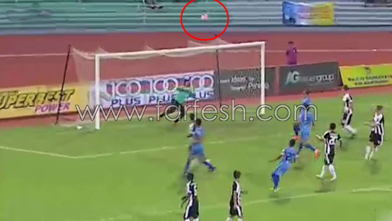 لاعب ماليزي لا يحظى بشهرة كبيرة يحرز هدفا من عالم آخر.. فيديو صورة رقم 4
