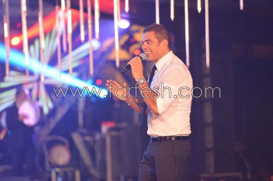 لن تصدق  سعر بدلة النجم المصري عمرو دياب في حفل راس السنة! صورة رقم 11