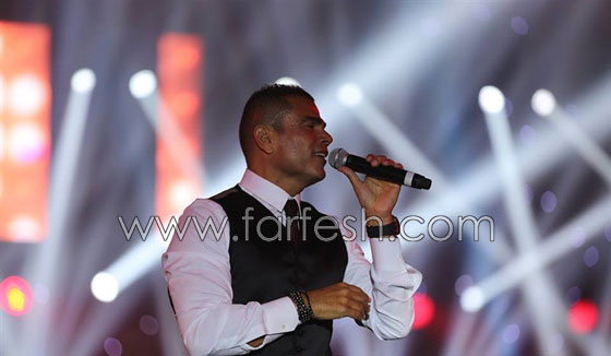 لن تصدق  سعر بدلة النجم المصري عمرو دياب في حفل راس السنة! صورة رقم 6