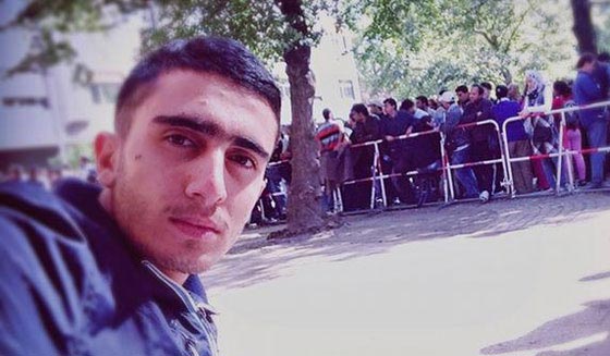 لماذا قرر اللاجئ السوري صاحب صورة السيلفي مع ميركل مقاضاة فيسبوك؟ صورة رقم 5