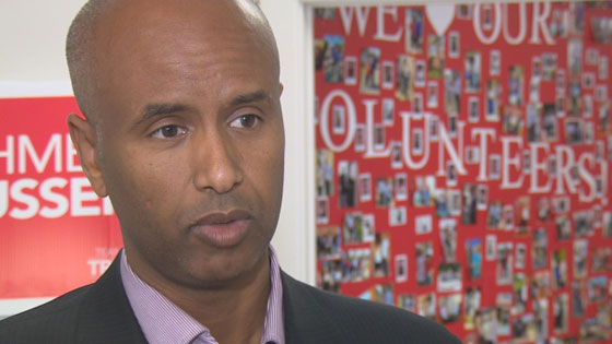 مهاجر صومالي يشق طريقه الى الحكومة الكندية ويصبح وزيرا فيها صورة رقم 11