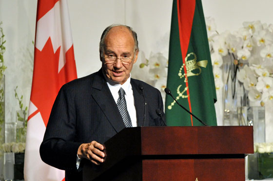 رئيس الوزراء الكندي يتورط في تحقيق أخلاقي بسبب إمام صورة رقم 12
