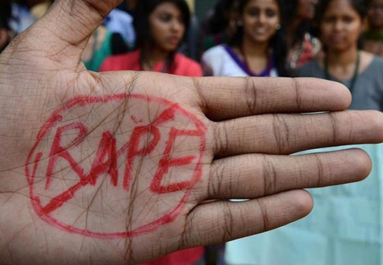 مدير مدرسة وثلاثة معلمين يتناوبون على اغتصاب طالبة (12 عاما) صورة رقم 3