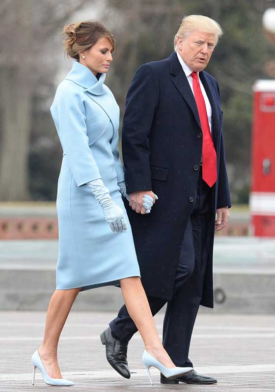 ميلانيا ترامب تستحضر جاكلين كينيدي بمعطف يحمل مسحة الستينيات صورة رقم 4