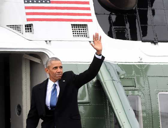 فيديو وصور مؤثرة.. لحظة مغادرة اوباما للبيت الابيض لآخر مرة صورة رقم 7