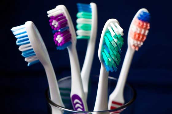 هل تعلم ان فرشاة اسنانك قد تهدد صحتك؟ صورة رقم 1