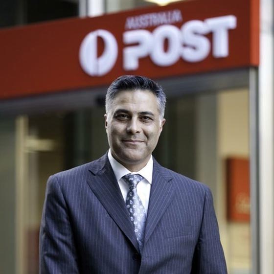 رئيس هيئة البريد في استراليا يتقاضى 10 أضعاف راتب رئيس الوزراء صورة رقم 1