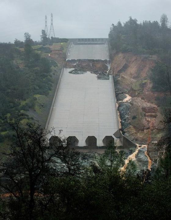  اكبر سد بشمال كاليفورنيا على وشك الانهيار واجلاء 162 الف مواطن صورة رقم 12