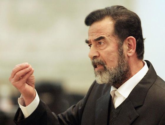 قاضي يكشف اسرار لحظة اعدام صدام: كان متماسكا وكانوا يرتجفون صورة رقم 6