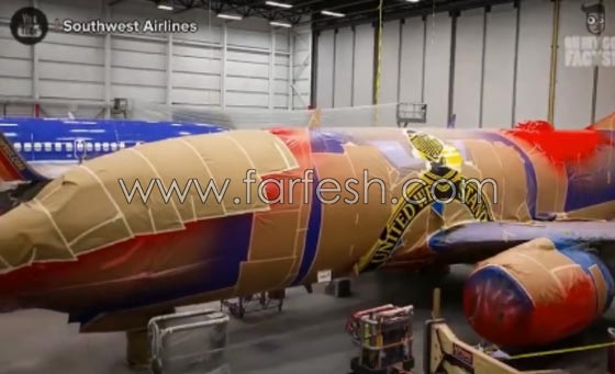 فيديو طريف: هكذا يتم طلاء الطائرات بالالوان المطلوبة لكل شركة.. صورة رقم 12