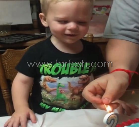 فيديو طريف.. طفل يستعجل اطفاء شمعة ميلاده ويشعل ضحكات الحضور صورة رقم 4
