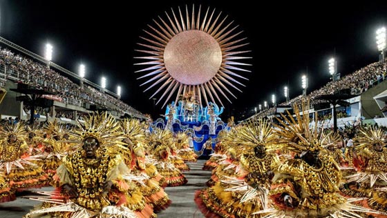 اضخم احتفال سامبا على وجه الارض في البرازيل يبشر بموسم الصوم  صورة رقم 2