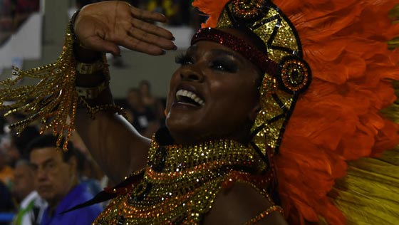 اضخم احتفال سامبا على وجه الارض في البرازيل يبشر بموسم الصوم  صورة رقم 6